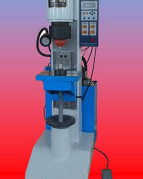 無鉚釘鉚接機的鉚釘工藝和傳統(tǒng)工藝相比有哪些優(yōu)點？