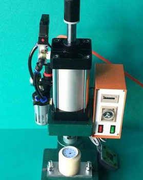 為何液壓鉚接機(jī)采用遠(yuǎn)程無(wú)壓卸荷呢？