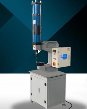 自動(dòng)送料鉚接機(jī)對(duì)板件表面有沒(méi)有要求？