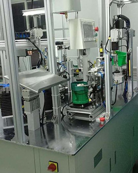 自動(dòng)送料鉚接機(jī)主要組成結(jié)構(gòu)有哪些？