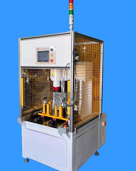 鉚接機(jī)定制時(shí)需要注意哪些？這幾個方面需留意！