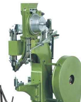 哪些因素會(huì)影響到鉚接機(jī)價(jià)格和質(zhì)量？