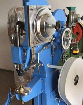 比較好的鉚接機生產(chǎn)廠家有哪些？