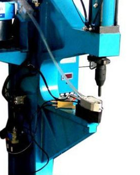 導(dǎo)致自動(dòng)鉚接機(jī)故障的原因有哪些？